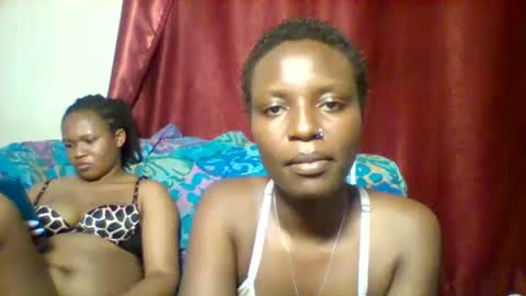 cutey_lunar online show from January 23, 2025, 9:07 pm