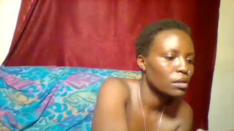 cutey_lunar online show from January 25, 2025, 6:24 pm