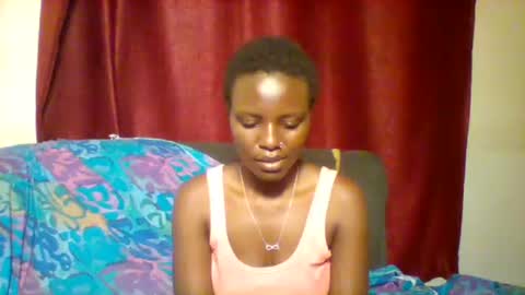 cutey_lunar online show from January 26, 2025, 5:34 pm