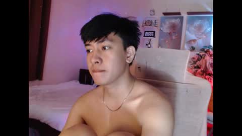 Snapshot of cutie_cumshow chatting on December 15, 2025, 6:06 am Neil Taylor online show from December 15, 2025, 6:06 am