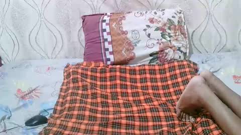 Snapshot of cutie_sally chatting on October 31, 2025, 11:17 pm cutie_sally online show from October 31, 2025, 11:17 pm