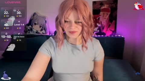 CutieSue online show from December 11, 2024, 3:24 am