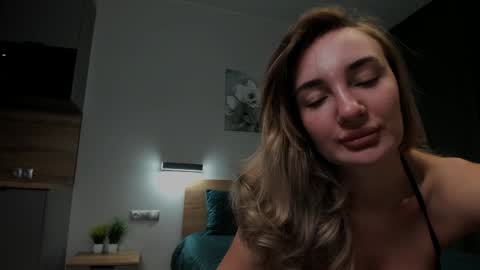 Snapshot of cuttiechloe chatting on January 29, 2025, 2:40 am CuttieChloe online show from January 29, 2025, 2:40 am