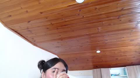 LIZETH online show from February 21, 2025, 2:38 pm