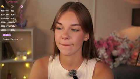 Cwen online show from September 21, 2025, 7:26 pm