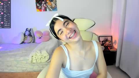 Snapshot of cyber_lizz chatting on February 16, 2025, 12:19 am Liz online show from February 16, 2025, 12:19 am