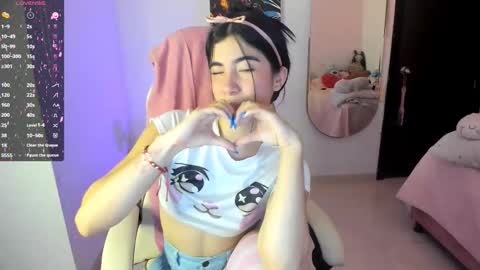 Liz online show from November 21, 2025, 10:19 pm