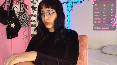 Camila online show from January 6, 2025, 8:50 pm