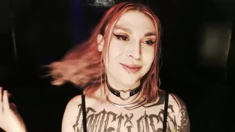 Nikki online show from November 8, 2025, 2:23 am