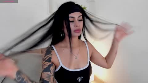 Snapshot of cylie_lee chatting on January 11, 2025, 3:52 pm Cylie online show from January 11, 2025, 3:52 pm
