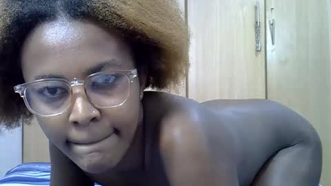 cynazy online show from September 18, 2025, 9:00 am