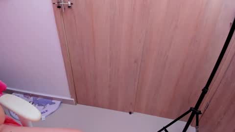 Snapshot of d___darling chatting on December 30, 2024, 9:37 am darling online show from December 30, 2024, 9:37 am