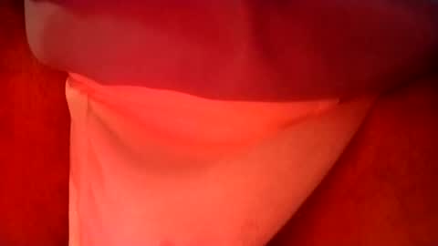 Snapshot of daaavy11 chatting on September 28, 2025, 12:27 am daaavy11 online show from September 28, 2025, 12:27 am