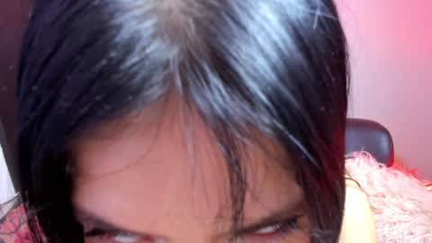 Snapshot of daahanna_ chatting on December 14, 2024, 7:29 am Ailyn  online show from December 14, 2024, 7:29 am