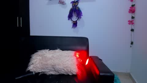 Snapshot of daahanna_ chatting on December 24, 2024, 1:49 am Ailyn  online show from December 24, 2024, 1:49 am
