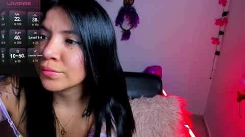 Snapshot of daahanna_ chatting on January 24, 2025, 3:43 am Ailyn  online show from January 24, 2025, 3:43 am