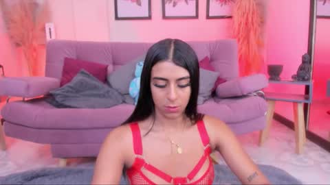 Snapshot of daaniela_moon chatting on November 15, 2025, 12:02 pm Daniela online show from November 15, 2025, 12:02 pm