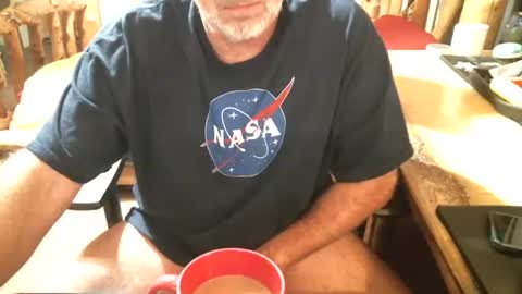 dabaatendae online show from November 24, 2025, 1:16 am