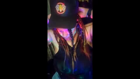 Snapshot of daddett chatting on December 29, 2024, 4:38 am Daddett iS Wett online show from December 29, 2024, 4:38 am