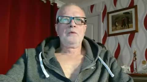 Brian ... online show from November 24, 2025, 9:14 pm