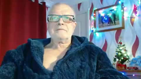 Brian ... online show from December 14, 2025, 8:57 pm