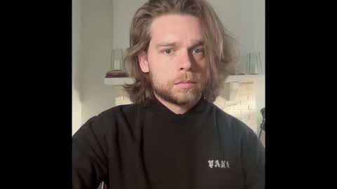 Snapshot of daddydaydrinkz chatting on January 17, 2025, 9:28 pm DaddydayDrinkz online show from January 17, 2025, 9:28 pm