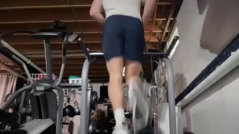 Snapshot of daddygmoney6969 chatting on February 2, 2025, 5:26 pm daddygmoney6969 online show from February 2, 2025, 5:26 pm