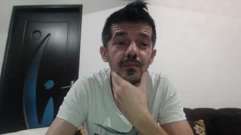 Snapshot of daddynextdoor86 chatting on December 2, 2025, 5:57 am daddynextdoor86 online show from December 2, 2025, 5:57 am