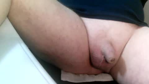 Snapshot of daddysmalls_55 chatting on December 6, 2024, 12:56 am daddysmalls online show from December 6, 2024, 12:56 am