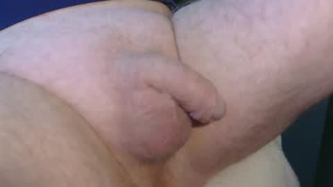 Snapshot of daddysmalls_55 chatting on October 4, 2025, 4:05 pm daddysmalls online show from October 4, 2025, 4:05 pm