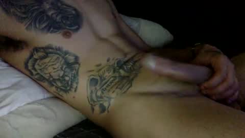 Snapshot of daddywitdalongpipe chatting on November 4, 2025, 8:02 am daddywitdalongpipe online show from November 4, 2025, 8:02 am