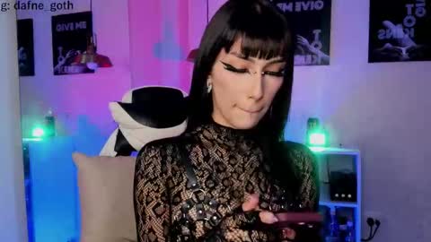 Snapshot of dafne_goth chatting on September 29, 2025, 8:46 pm Dafne online show from September 29, 2025, 8:46 pm