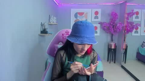 Snapshot of dafne_huges chatting on January 10, 2025, 10:46 pm dafne huges online show from January 10, 2025, 10:46 pm