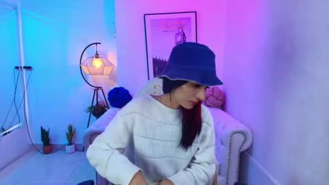 Snapshot of dafne_huges chatting on January 19, 2025, 12:17 pm dafne huges online show from January 19, 2025, 12:17 pm