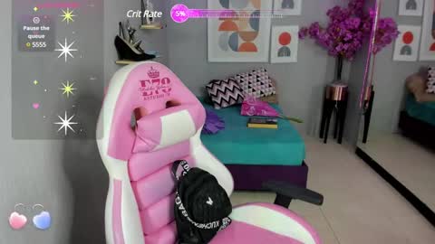 Snapshot of dafne_huges chatting on February 7, 2025, 7:49 pm dafne huges online show from February 7, 2025, 7:49 pm