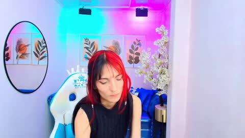 Snapshot of dafne_huges chatting on September 11, 2025, 6:30 pm dafne huges online show from September 11, 2025, 6:30 pm