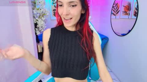 Snapshot of dafne_huges chatting on November 13, 2025, 8:30 pm dafne huges online show from November 13, 2025, 8:30 pm