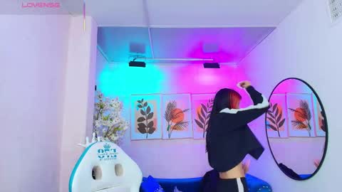 Snapshot of dafne_huges chatting on November 14, 2025, 7:12 pm dafne huges online show from November 14, 2025, 7:12 pm