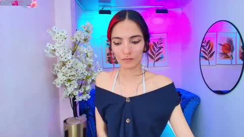 Snapshot of dafne_huges chatting on November 22, 2025, 7:35 pm dafne huges online show from November 22, 2025, 7:35 pm