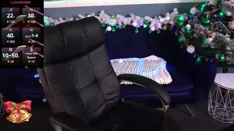 Snapshot of dafni_mon chatting on December 15, 2025, 6:39 am Dafni Mon online show from December 15, 2025, 6:39 am