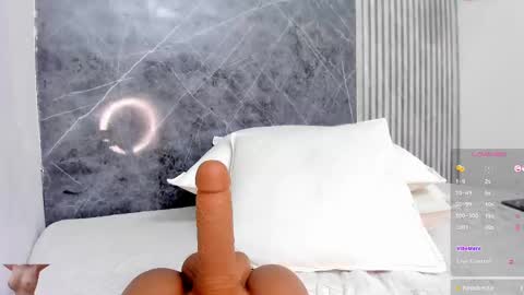  Dahiana   online show from March 1, 2025, 5:49 pm