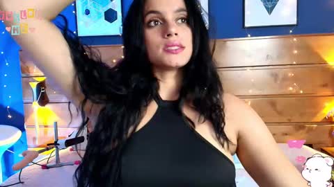  Dahiana  online show from March 4, 2025, 11:00 pm