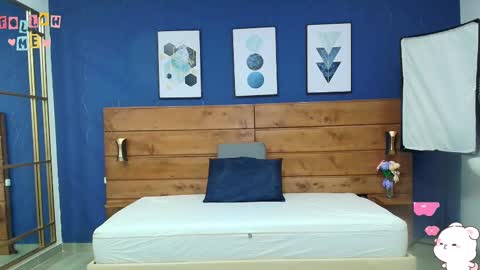  Dahiana  online show from March 8, 2025, 2:12 am