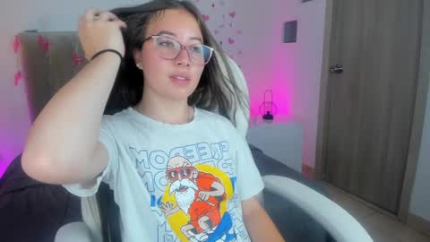 Snapshot of dahlia_rousse chatting on January 29, 2025, 8:04 pm Dahlia online show from January 29, 2025, 8:04 pm