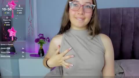 Snapshot of dahlia_rousse chatting on February 23, 2025, 5:07 pm Dahlia online show from February 23, 2025, 5:07 pm