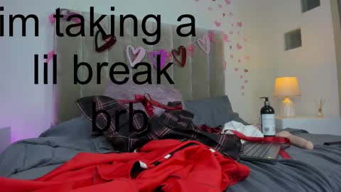 Snapshot of dahlia_rousse chatting on March 1, 2025, 2:48 am Dahlia online show from March 1, 2025, 2:48 am