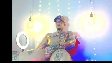 Snapshot of daimond_hope666 chatting on February 4, 2025, 6:14 am Daimond hope666 online show from February 4, 2025, 6:14 am