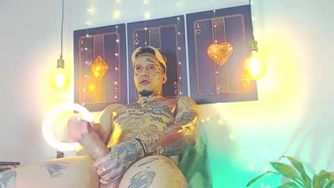 Snapshot of daimond_hope666 chatting on February 12, 2025, 5:05 am Daimond hope666 online show from February 12, 2025, 5:05 am