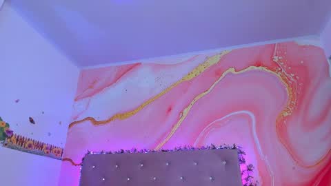 Snapshot of daisy__rose chatting on February 11, 2025, 10:59 am Dai online show from February 11, 2025, 10:59 am