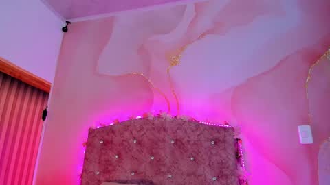 Snapshot of daisy__rose chatting on March 7, 2025, 3:08 am Dai online show from March 7, 2025, 3:08 am